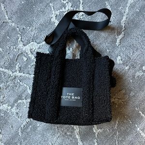THE TEDDY MEDIUM TOTE BAG